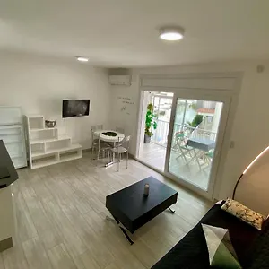 Superbe , Confort, 40 M2 + 10 M2 Terrasse Appartement Empuriabrava